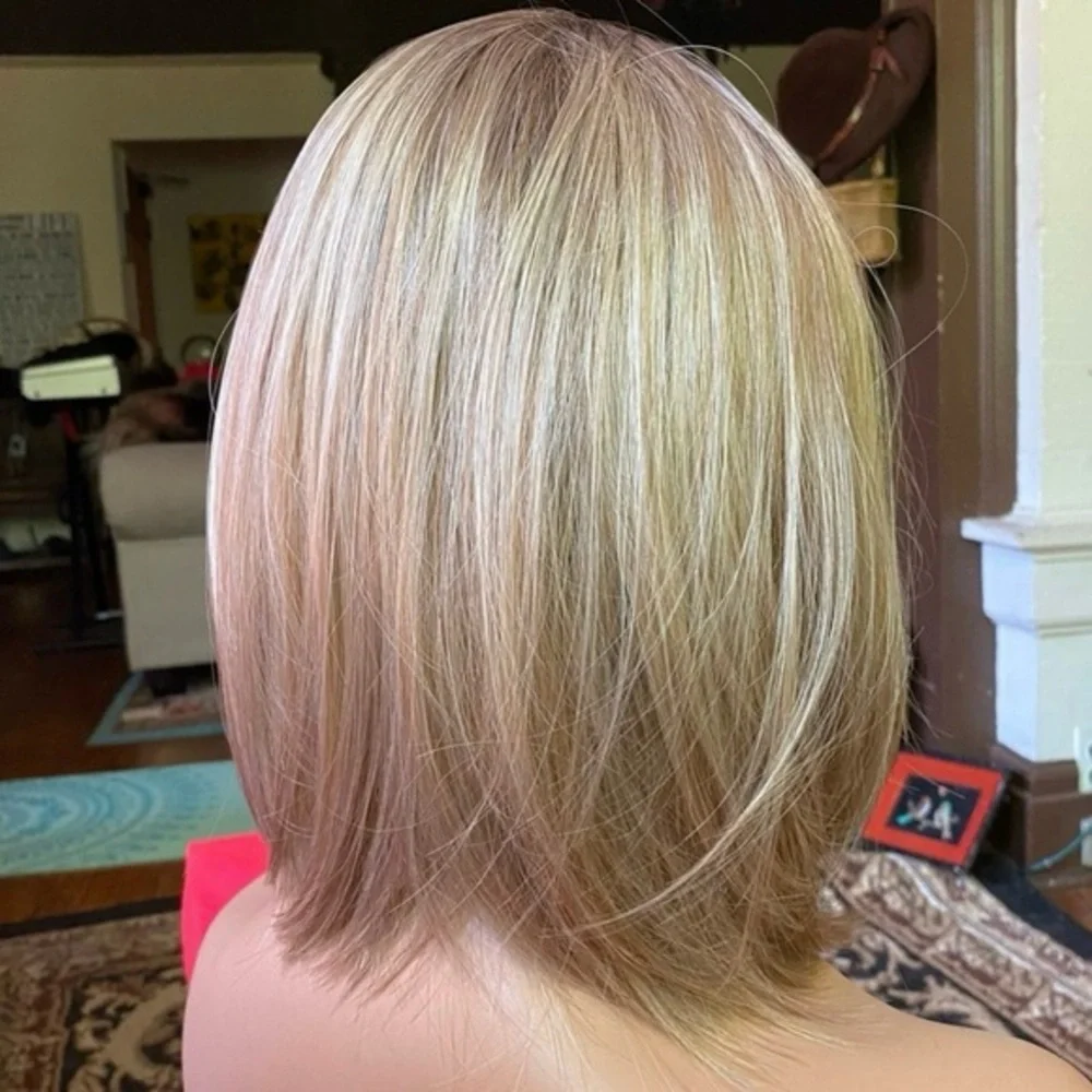 Champagne dirty blonde lace bob wig
